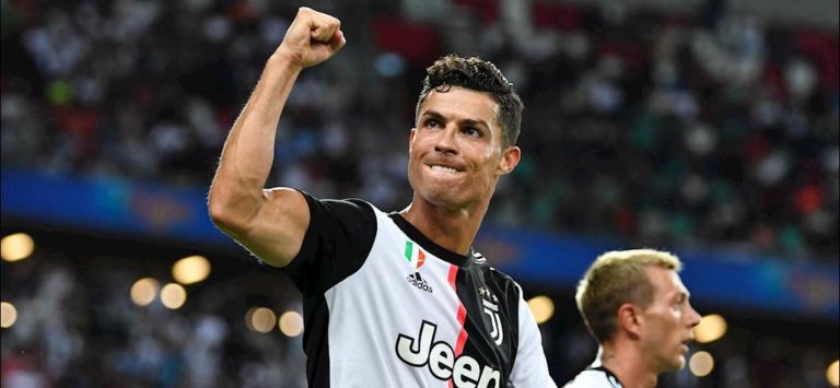 Cristiano Ronaldo con la maglia della Juventus