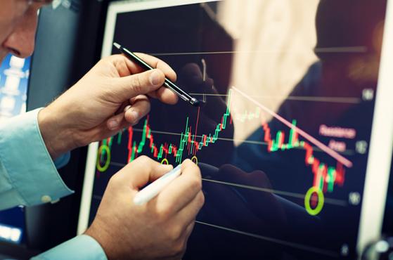 2 Titoli ciclici su cui investire dopo le buone notizie sul vaccino