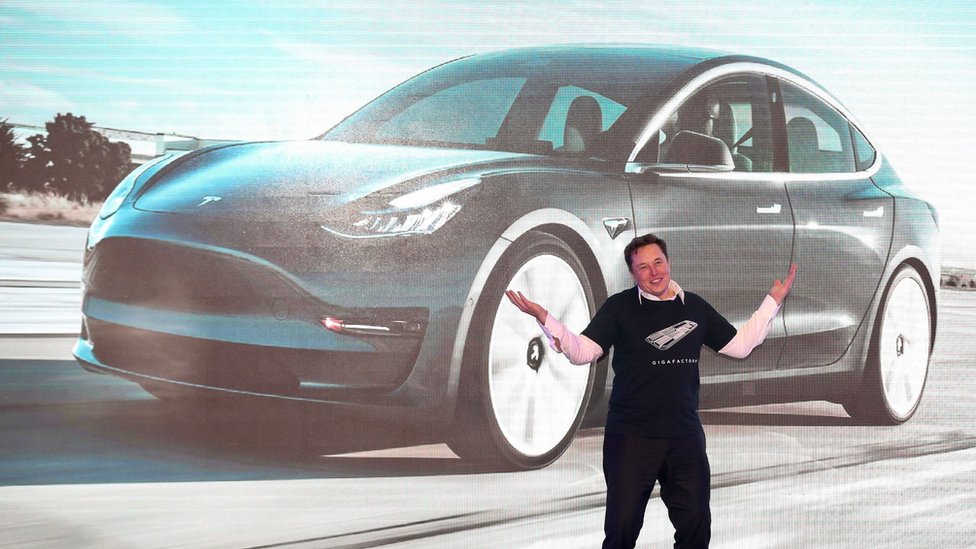 Tesla, Musk annuncia la cancellazione del Model S Plaid+ a lungo raggio