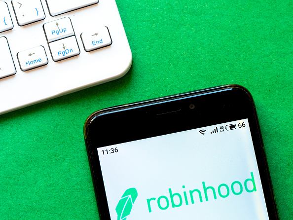 Trading online, l’app Robinhood sfida i big degli investimenti
