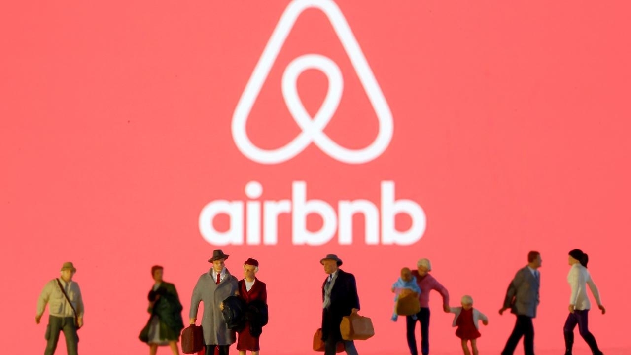 Airbnb anteprima utili Q2: la domanda sale