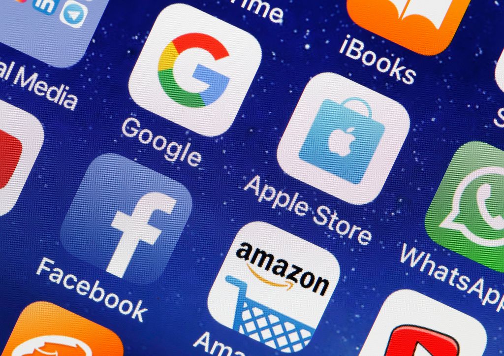 I 3 migliori titoli a grande capitalizzazione da acquistare ad agosto