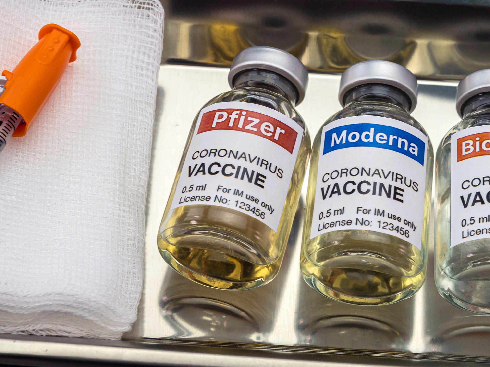 Pfizer, Moderna: arriva l’aumento del prezzo dei vaccini