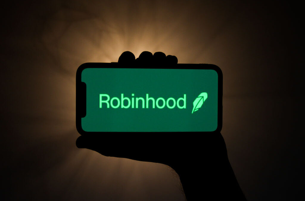 Azioni Robinhood, quotazione sotto valore IPO: è un buon investimento?